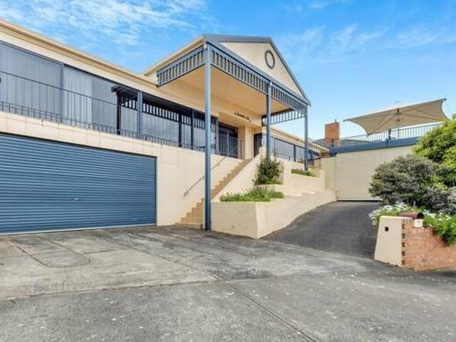 House for sale in Victor Harbor, South Australia