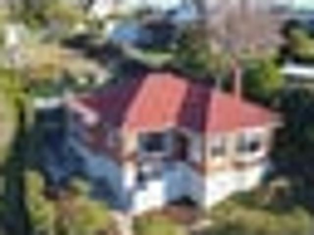 House for sale in Otakou