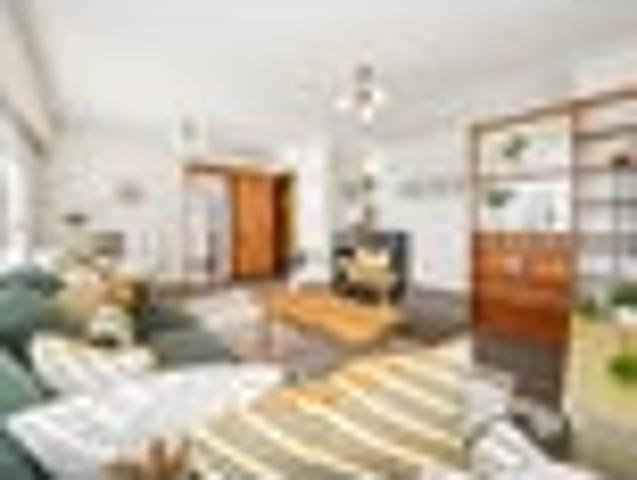 Apartment for sale in Hillsborough, Oroua County