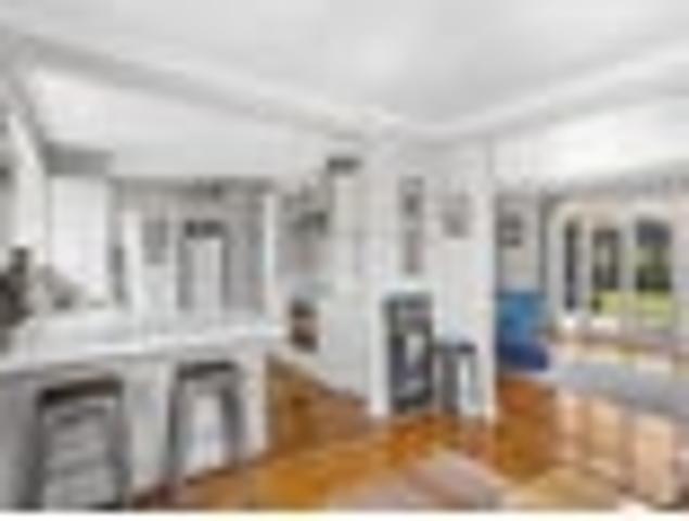 House for sale in Balmoral