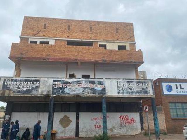 Commercial for sale in Vosloorus, Gauteng
