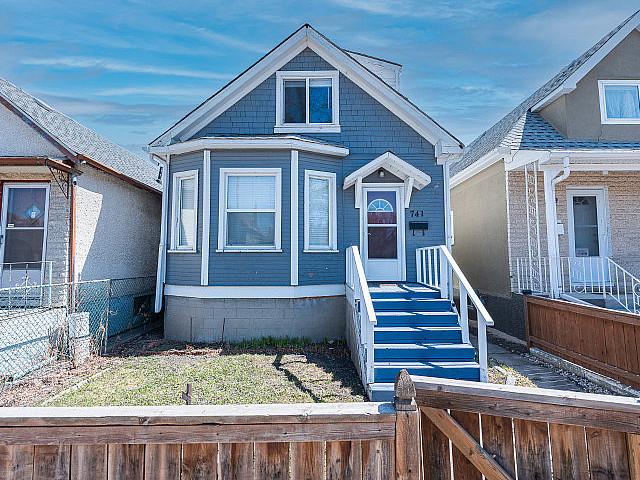 House for sale in East St. Paul, Manitoba