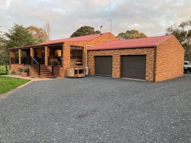 House for sale in Landsborough