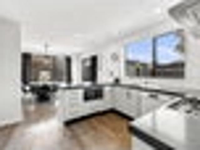 House for sale in Chaslands, Canterbury