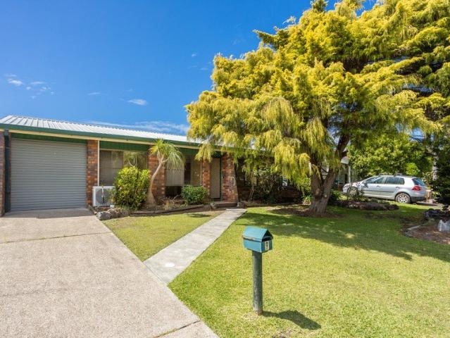 House for sale in Old Bar, Mid-Coast Council