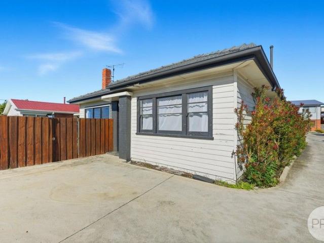 House for sale in Glenorchy, Tasmania