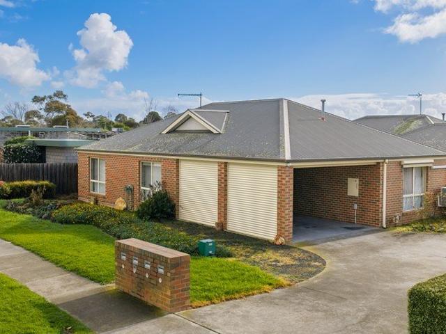 Apartment for sale in Sale, Victoria