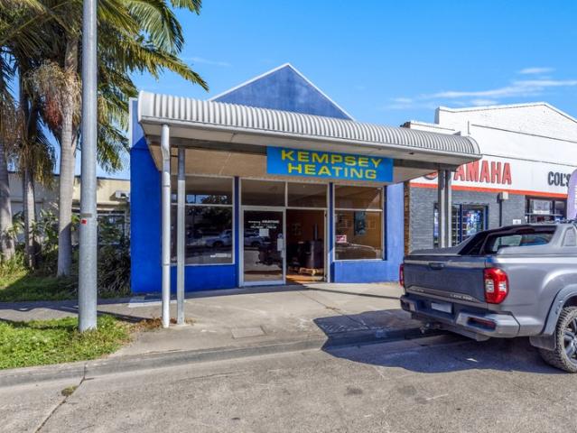 Retail for sale in East Kempsey, New South Wales