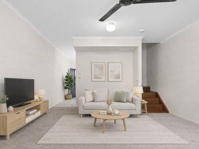 Townhouse for sale in Manunda, Queensland