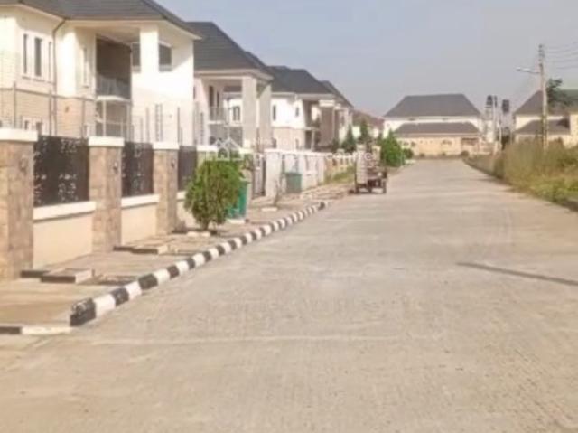 Detached duplex for sale in Abuja, Sokoto