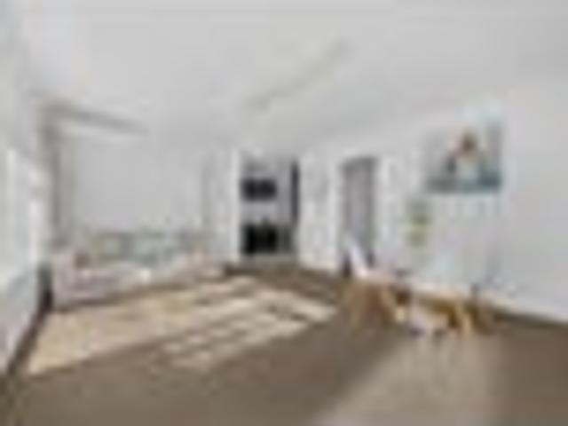 Apartment for sale in Green Bay