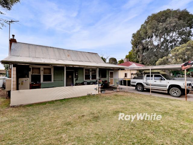 House for sale in Merbein