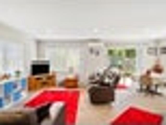 House for sale in Awhitu