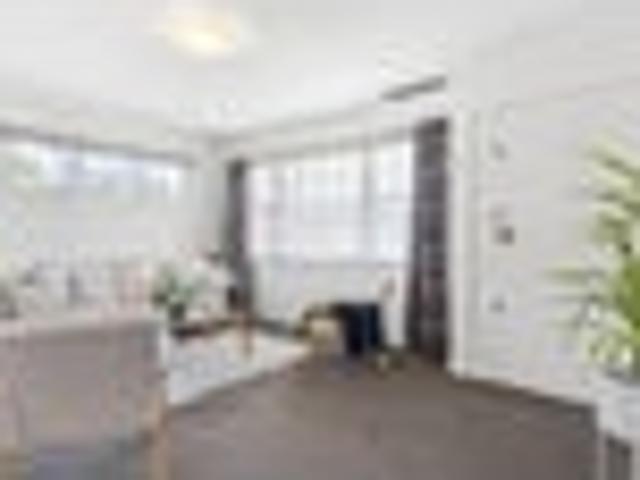 House for sale in Papakura