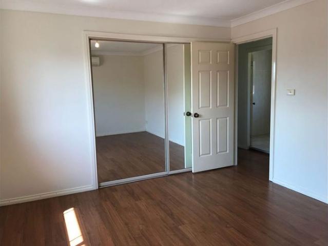 Townhouse for rent in Sydney, New South Wales