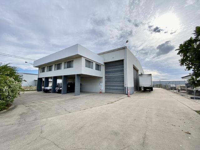 Warehouse for sale in Bohle, Queensland