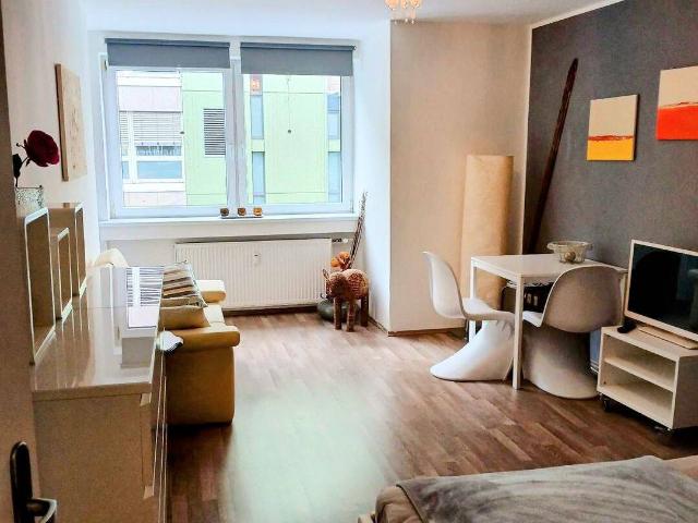 Etagenwohnung kaufen in Düsseldorf, Stadtbezirk 2