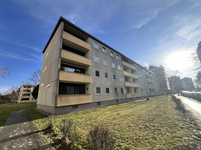 Wohnung kaufen in Falkenhagener Feld, Berlin