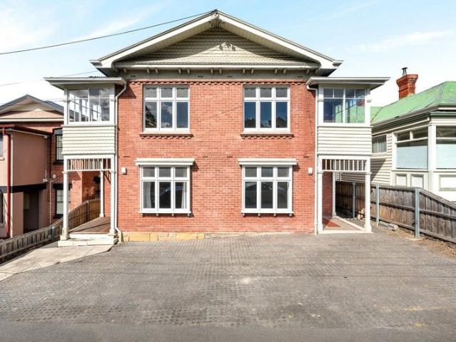 House for sale in Sandy Bay
