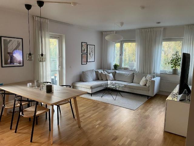 Bostadsrätt till salu i Häggvik, Stockholm