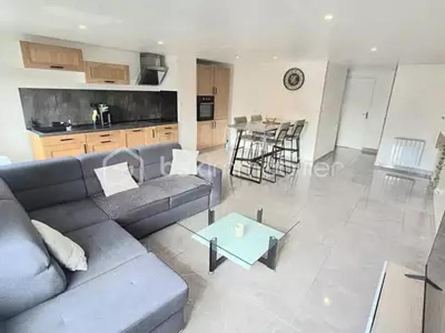 Appartement vente à Arrondissement de Toulon, Solliès-pont