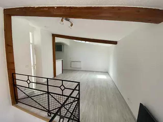 Appartement location à Arrondissement de Toulon, Solliès-pont
