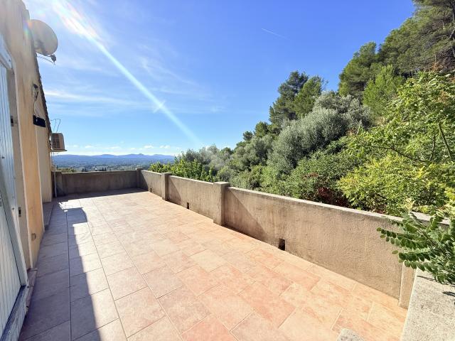 Maison vente à Arrondissement de Toulon, Solliès-pont