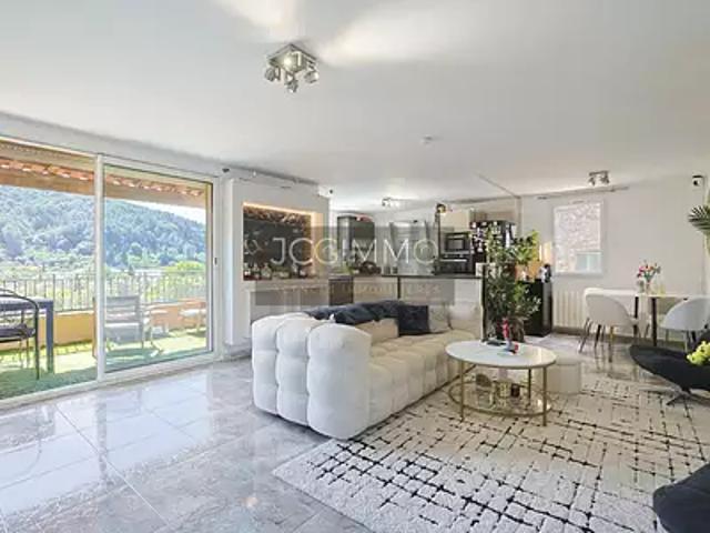 Appartement vente à Arrondissement de Toulon, Solliès-toucas