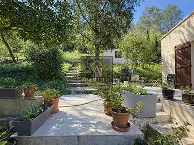 Maison vente à Arrondissement de Toulon, Solliès-toucas