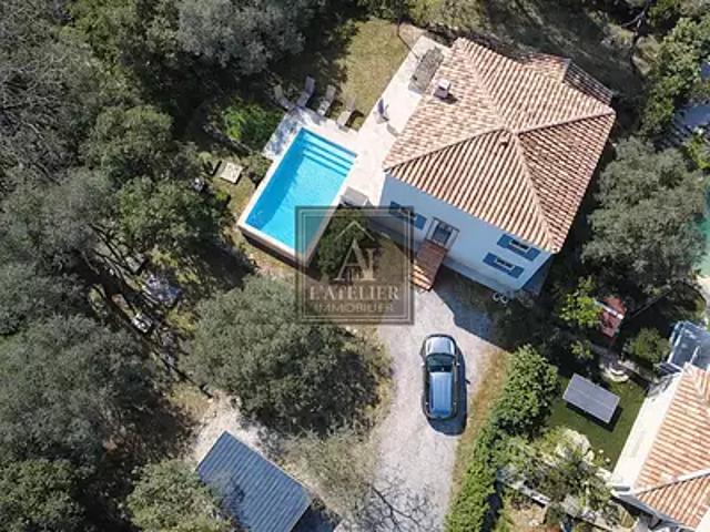 Maison vente à Arrondissement de Toulon, Solliès-toucas