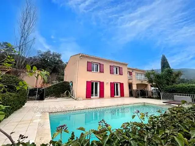 Maison vente à Arrondissement de Toulon, Solliès-toucas