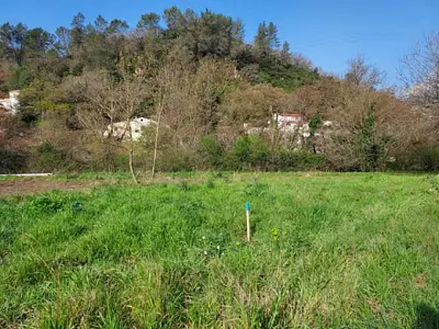 Terrain vente à Arrondissement de Toulon, Solliès-toucas