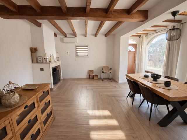 Maison vente à Arrondissement de Toulon, Solliès-toucas