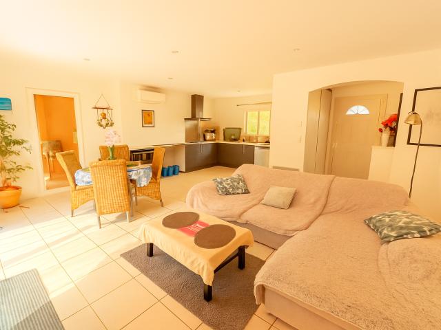 Maison vente à Arrondissement de Toulon, Solliès-toucas