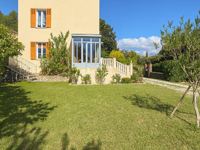 Maison vente à Arrondissement de Toulon, Solliès-toucas
