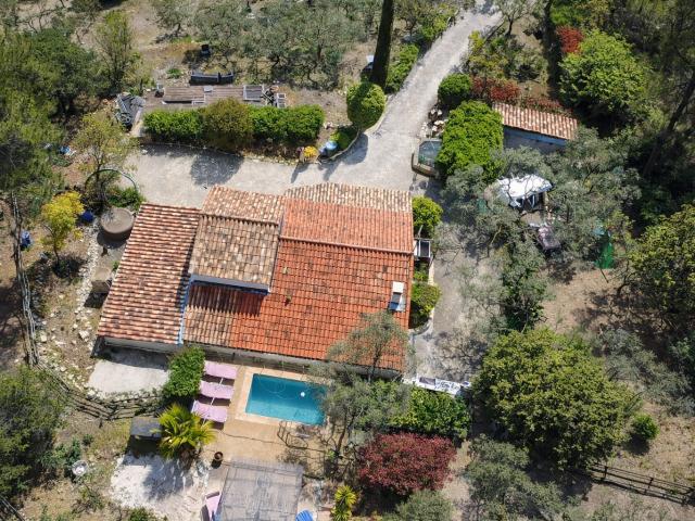 Maison vente à Arrondissement de Toulon, Solliès-toucas
