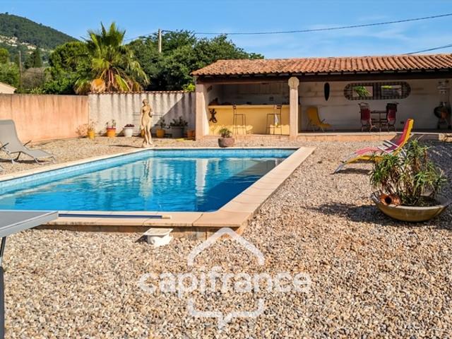 Villa vente à Arrondissement de Toulon, Solliès-ville