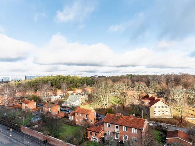 Bostad till salu i Solna, Stockholm