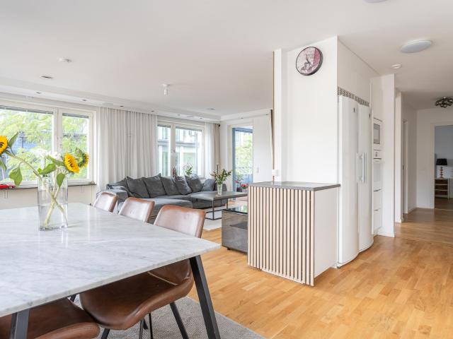 Bostad till salu i Solna, Stockholm