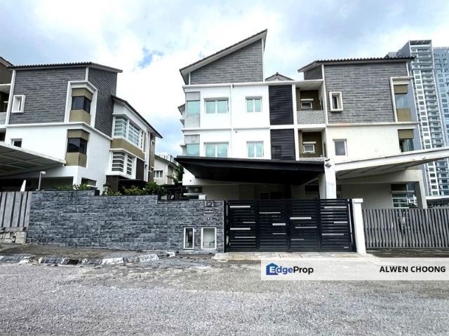 House for sale in nineten, George Town