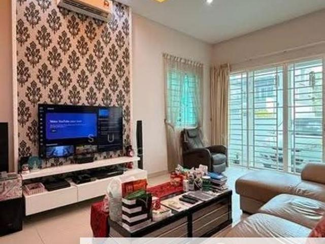 House for sale in Hillside, George Town