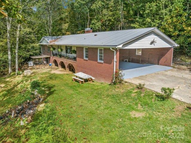 House for sale in Cedar Mountain, North Carolina