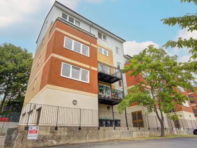Apartment for rent in Batchworth