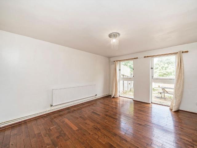 Apartment for rent in Nunhead, Greater London