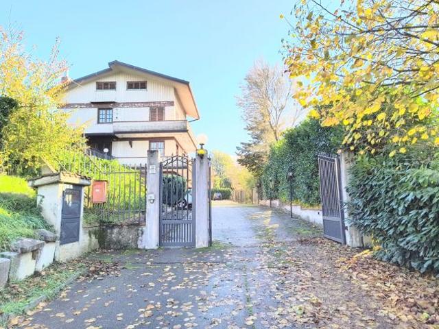 Villa Indipendente in vendita a Atripalda, Campania