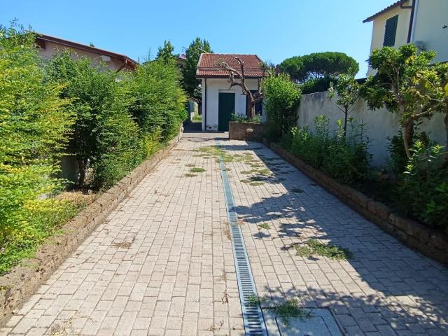 Appartamento in affitto a Pettori, Cascina