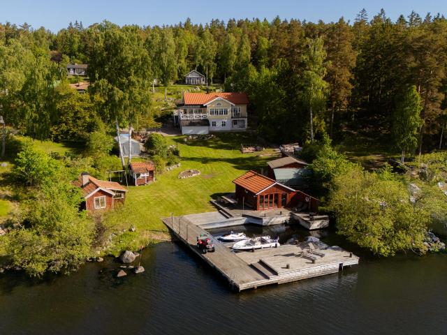 Villa till salu i Ekerö, Stockholm
