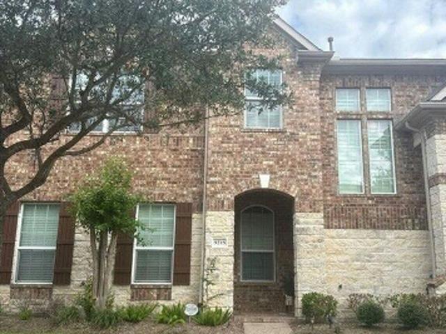 House for sale in Vintage Royale, Houston