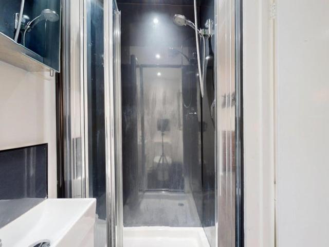 Studio for rent in Cricklewood, Greater London