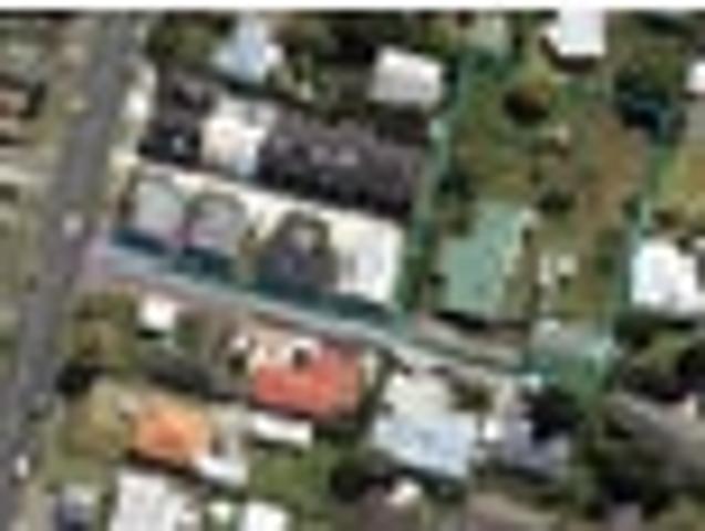 House for sale in Oratia